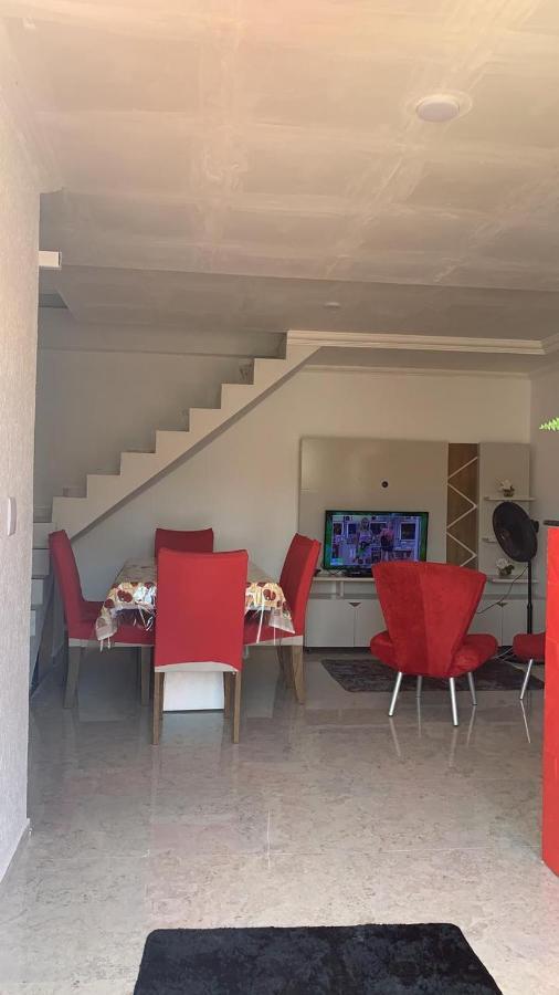 Apartamento Duplex Mobiliado Em Sao Pedro Da Aldeia Exterior photo